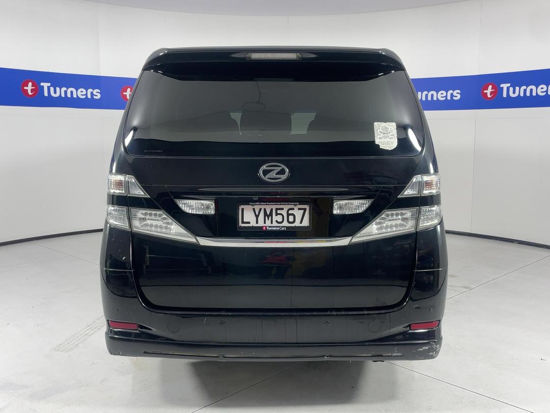 Photo '6' of Toyota Alphard