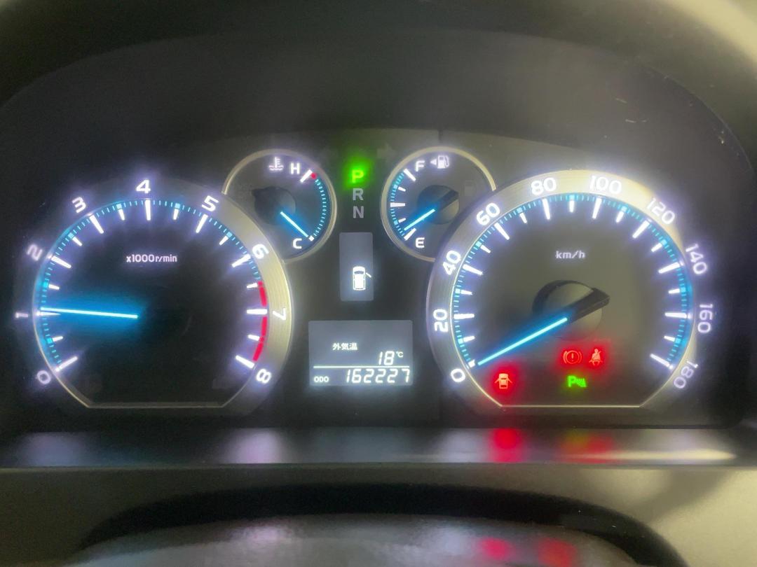 Photo '20' of Toyota Alphard