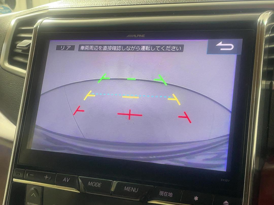 Photo '23' of Toyota Alphard