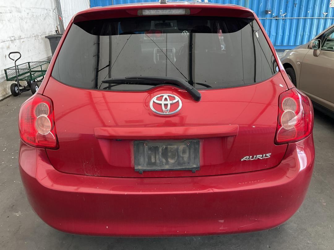 Photo '4' of Toyota Auris