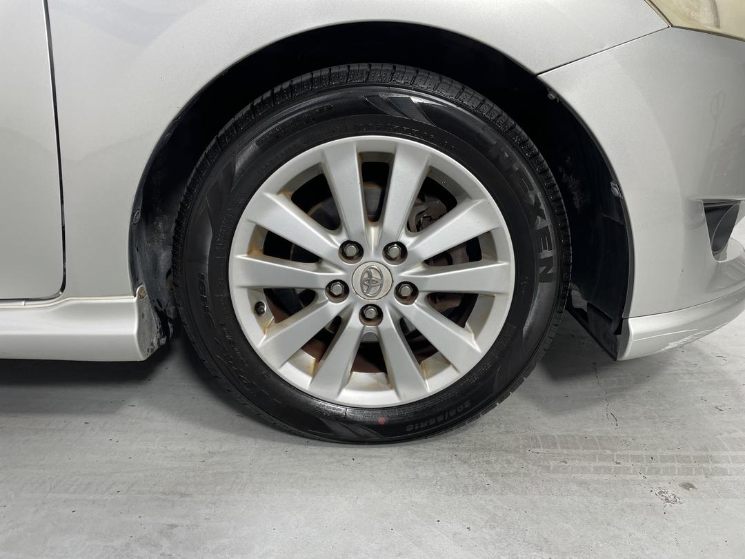 Photo '9' of Toyota Auris