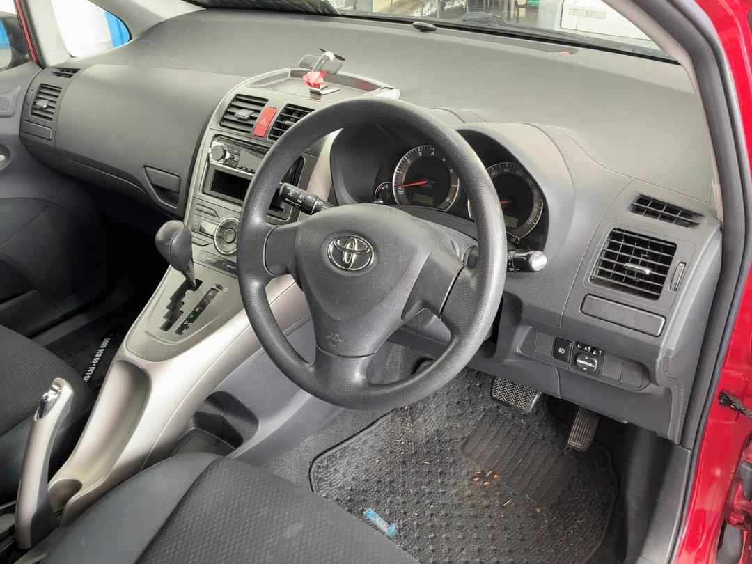 Photo '21' of Toyota Auris Photo '21' of Toyota Auris