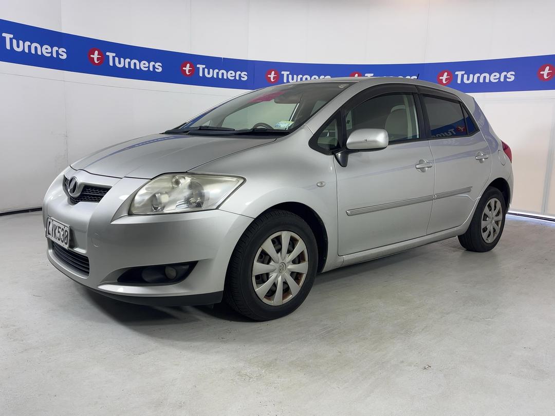 Photo '3' of Toyota Auris Photo '3' of Toyota Auris