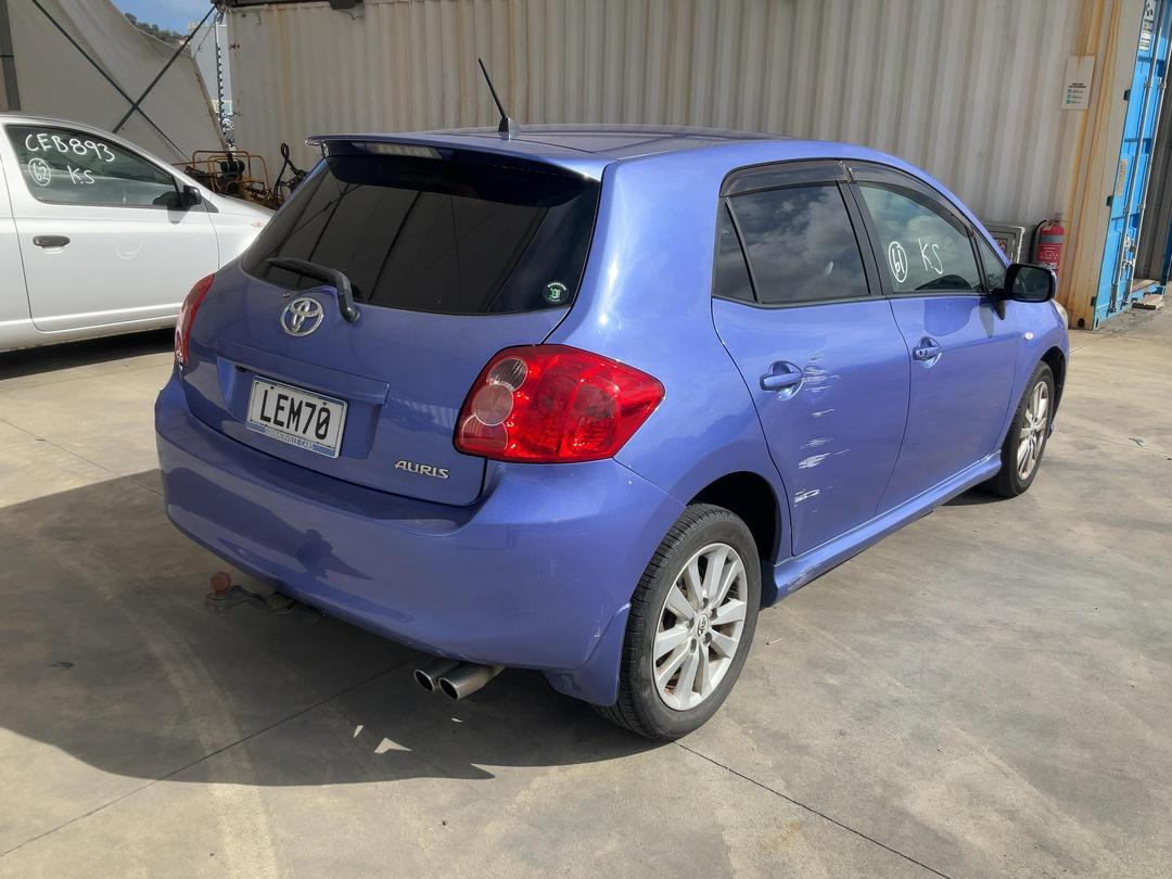 Photo '8' of Toyota Auris Photo '8' of Toyota Auris