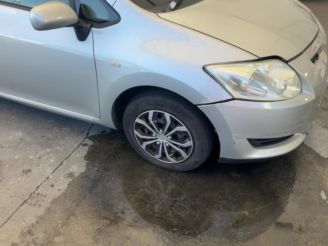 Photo '2' of Toyota Auris Photo '2' of Toyota Auris