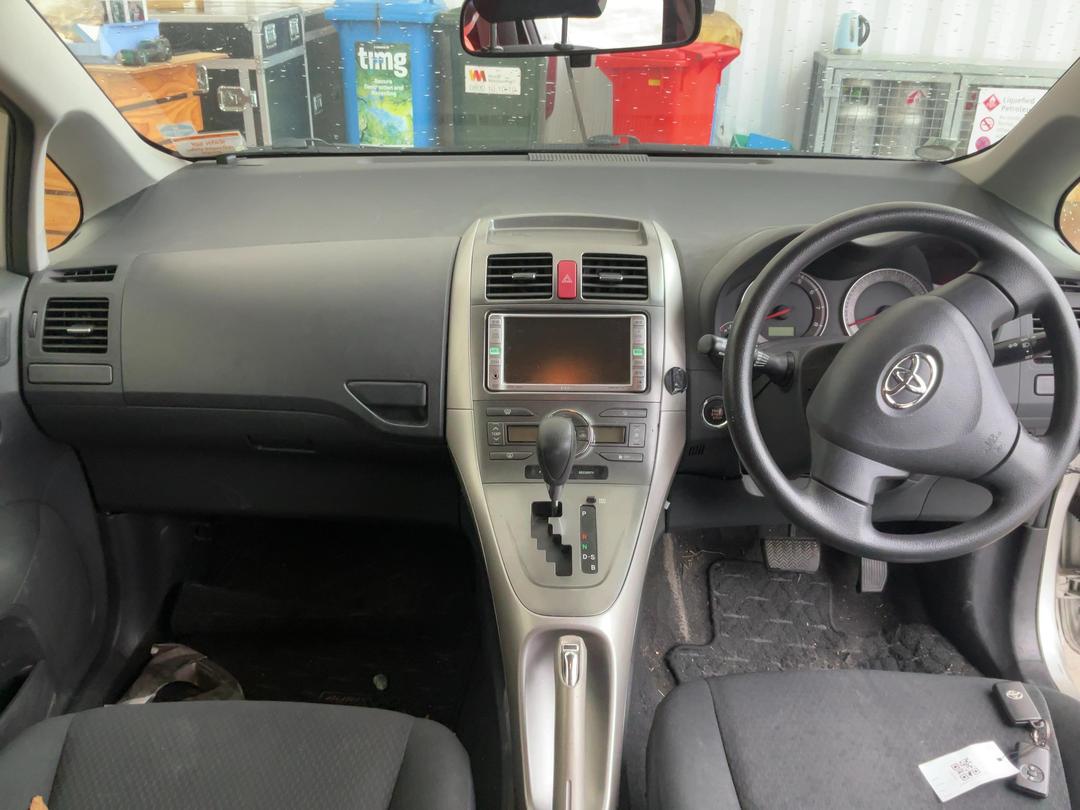 Photo '17' of Toyota Auris Photo '17' of Toyota Auris
