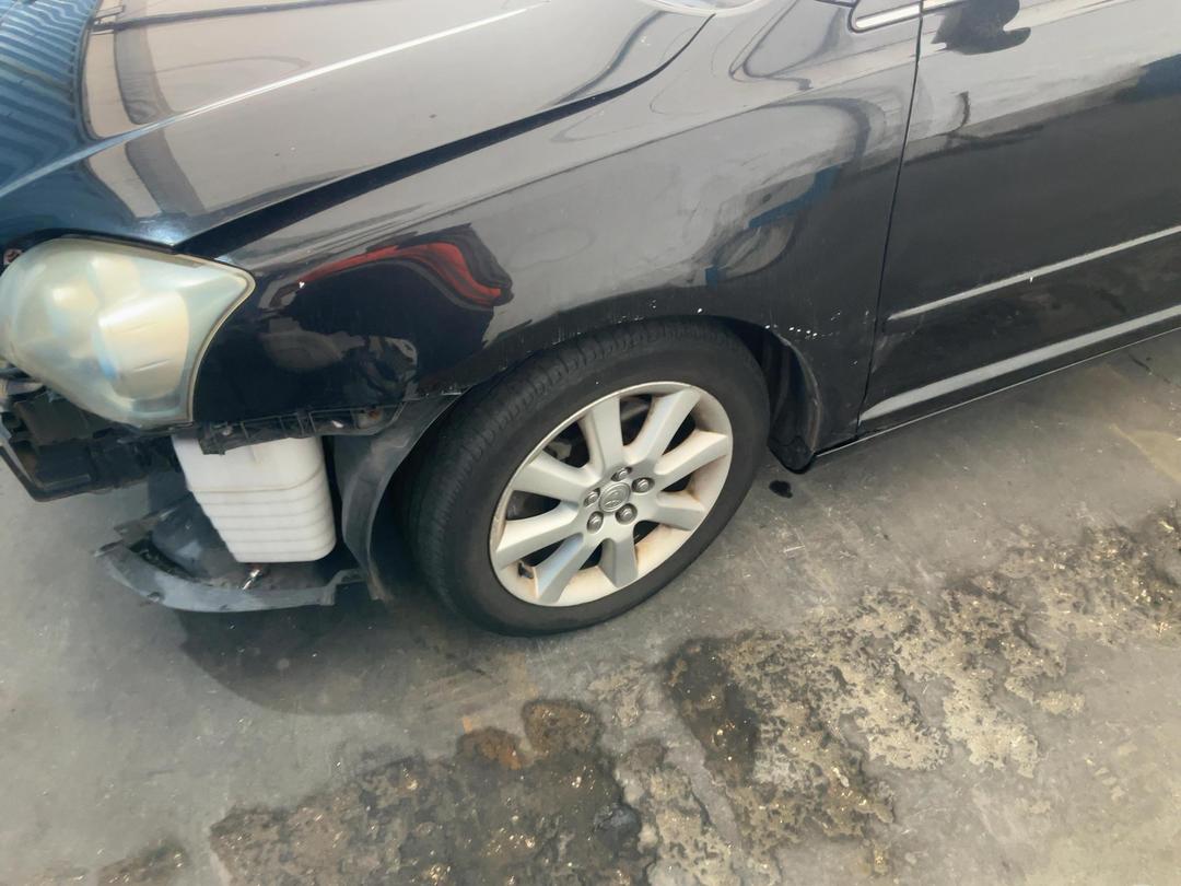 Photo '7' of Toyota Avensis