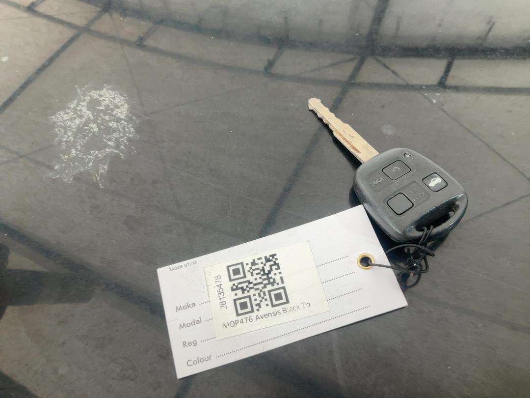 Photo '19' of Toyota Avensis