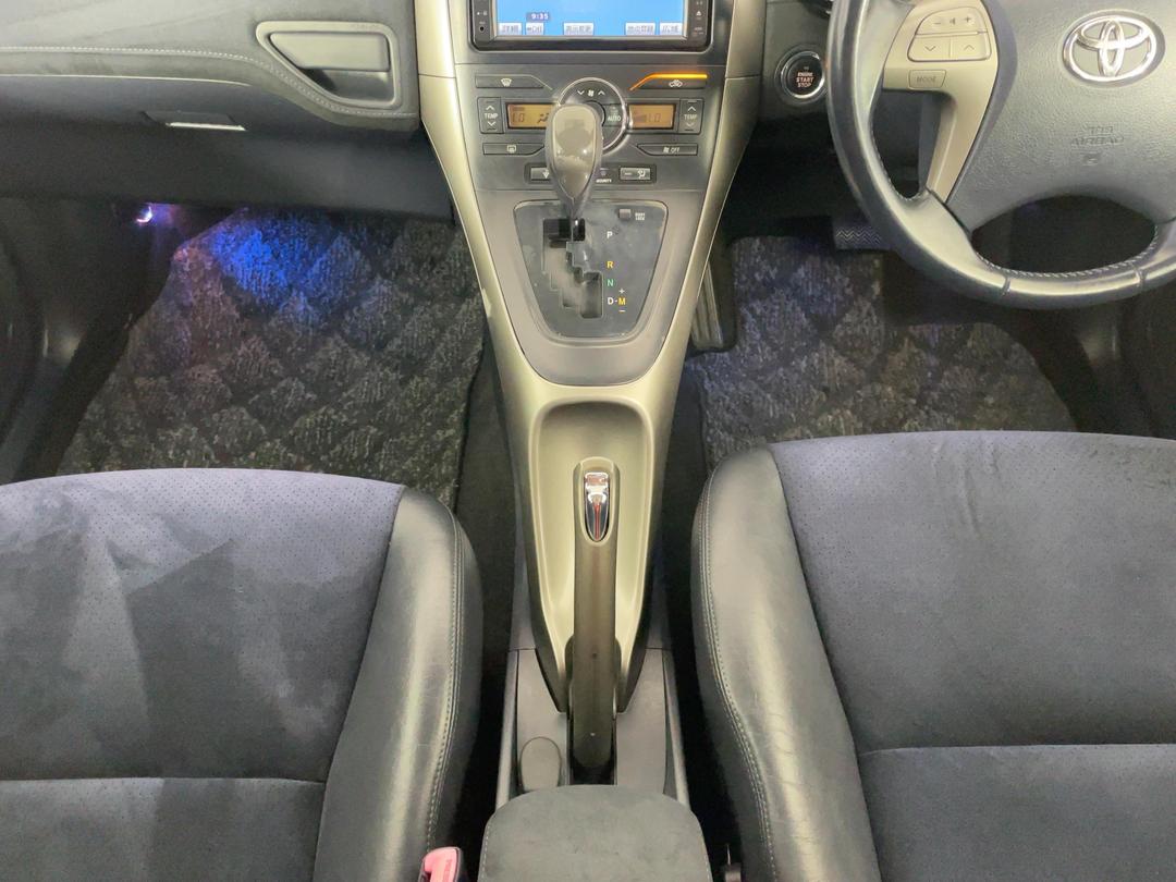 Photo '18' of Toyota Blade