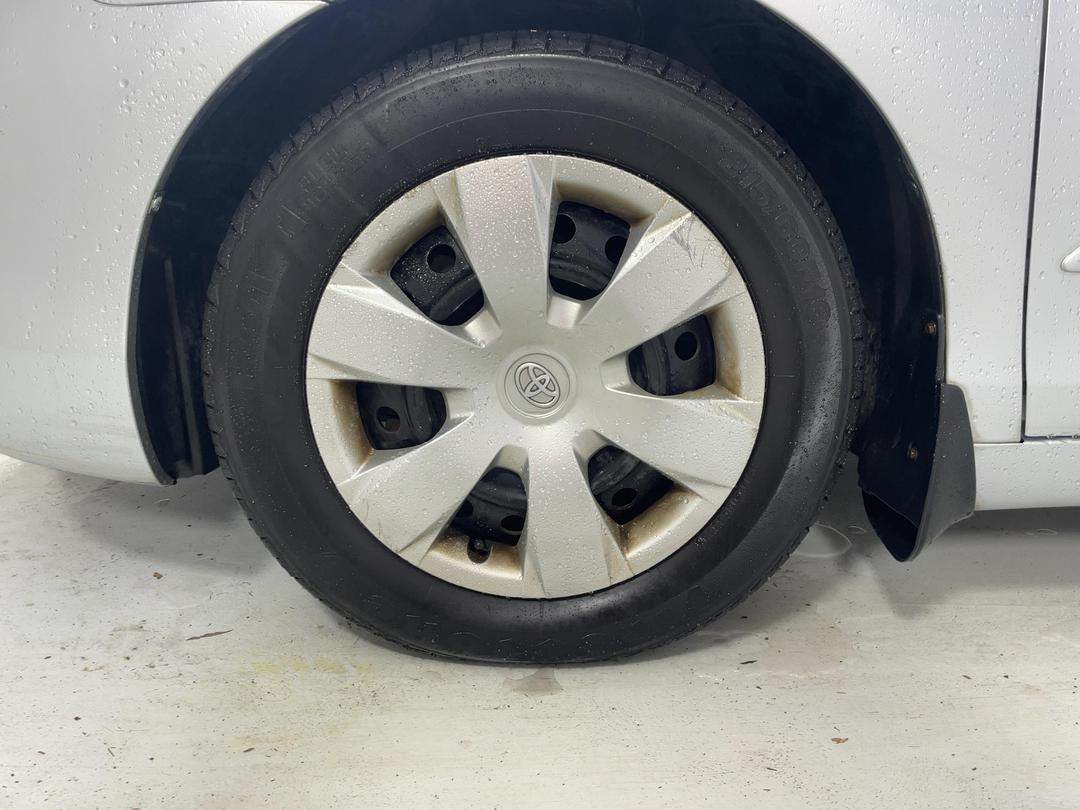 Photo '10' of Toyota Camry