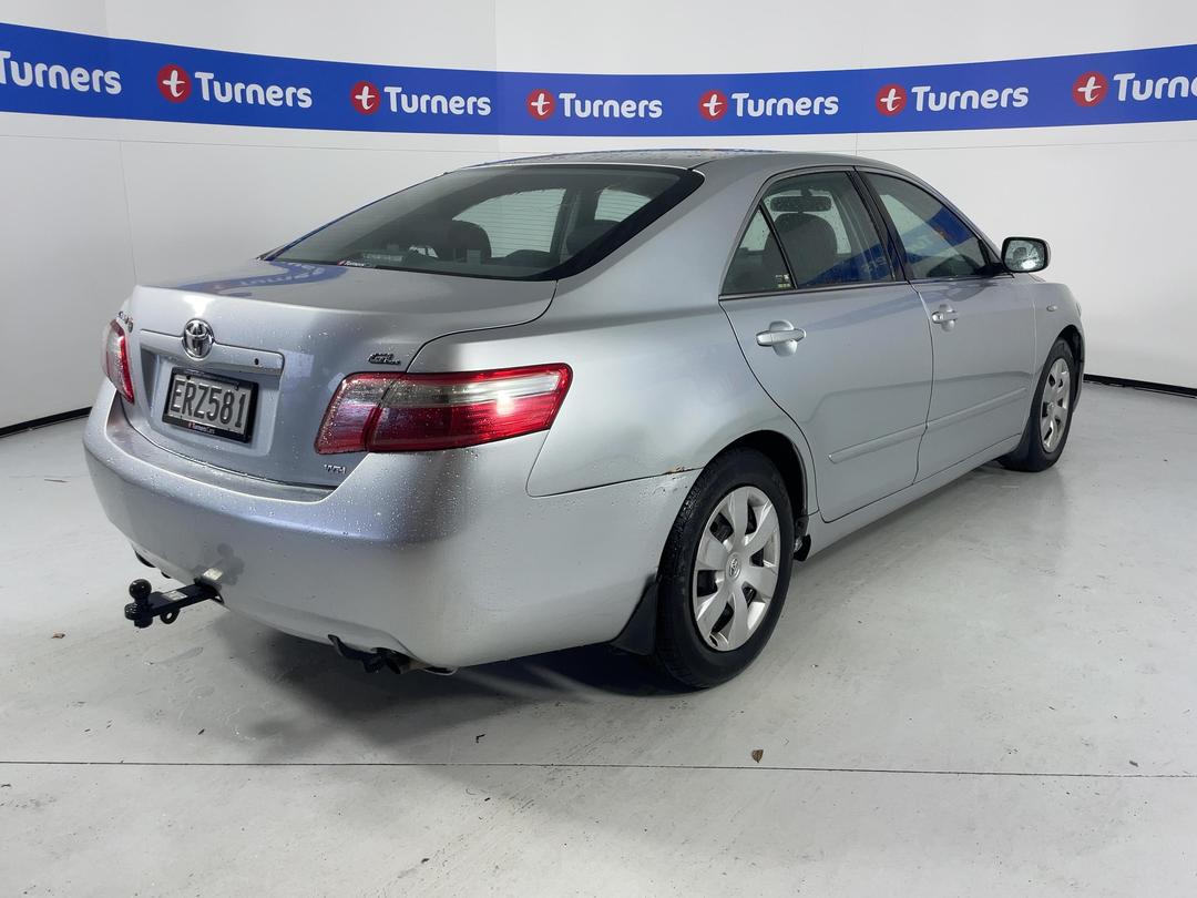 Photo '7' of Toyota Camry