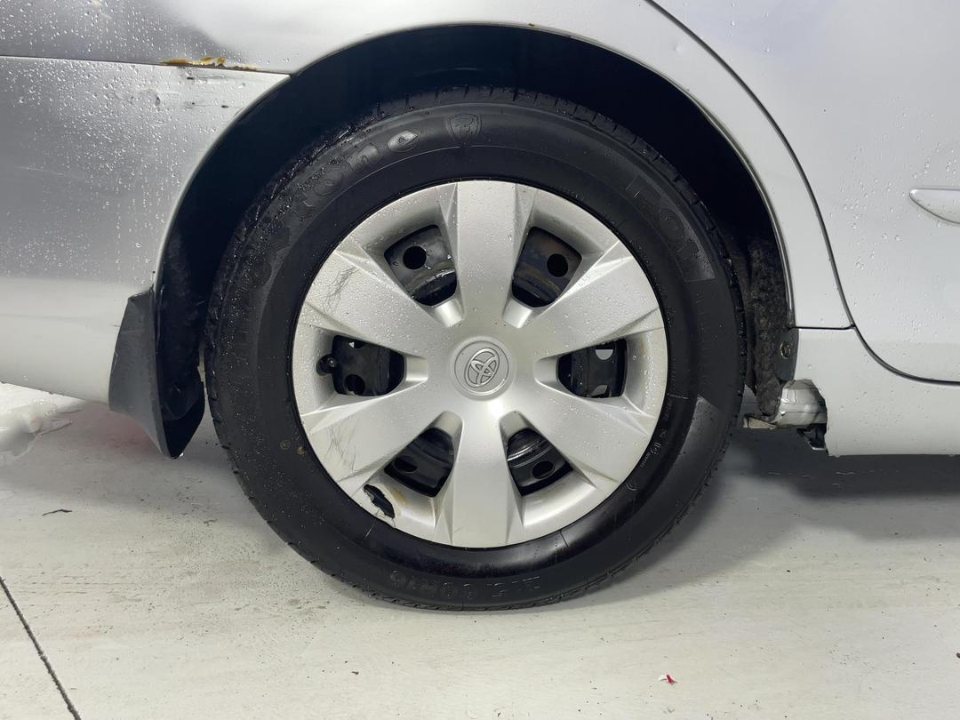 Photo '12' of Toyota Camry