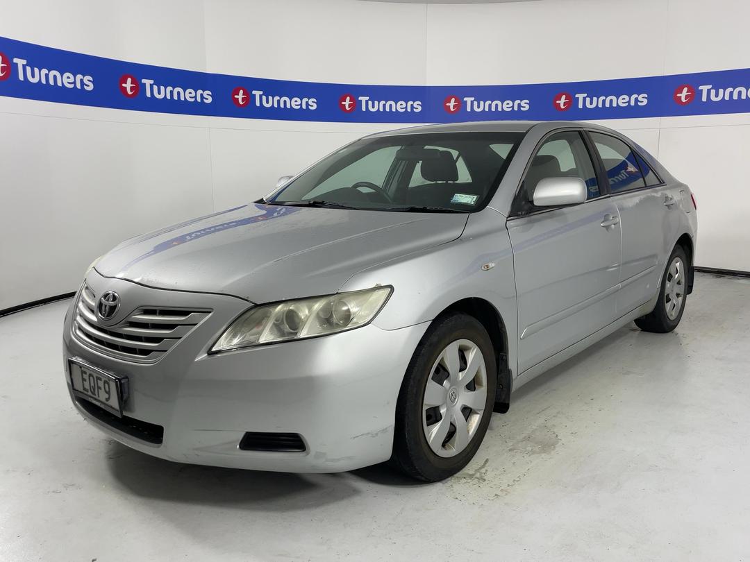 Photo '4' of Toyota Camry