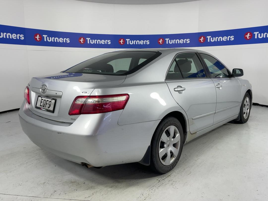 Photo '7' of Toyota Camry