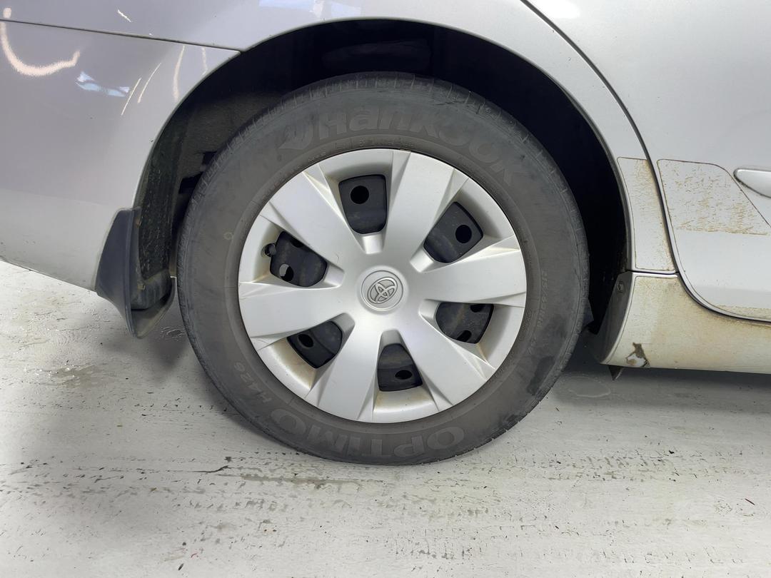 Photo '12' of Toyota Camry