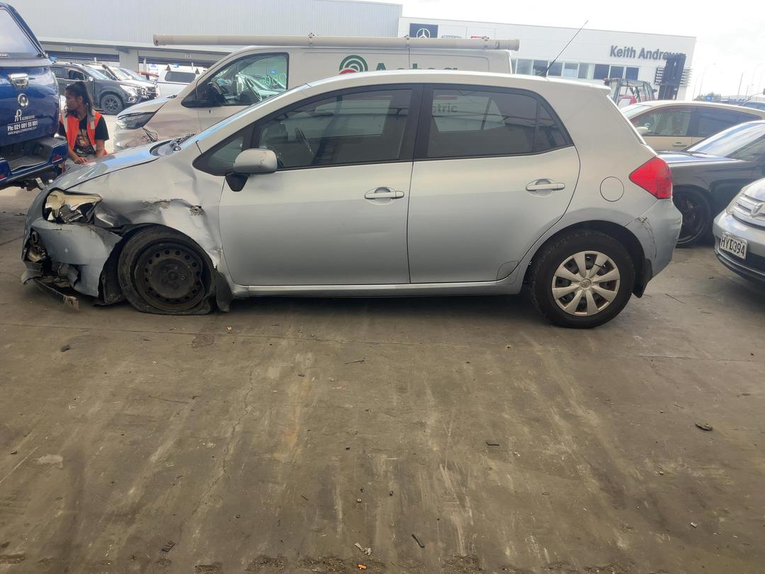 Photo '4' of Toyota Corolla GX