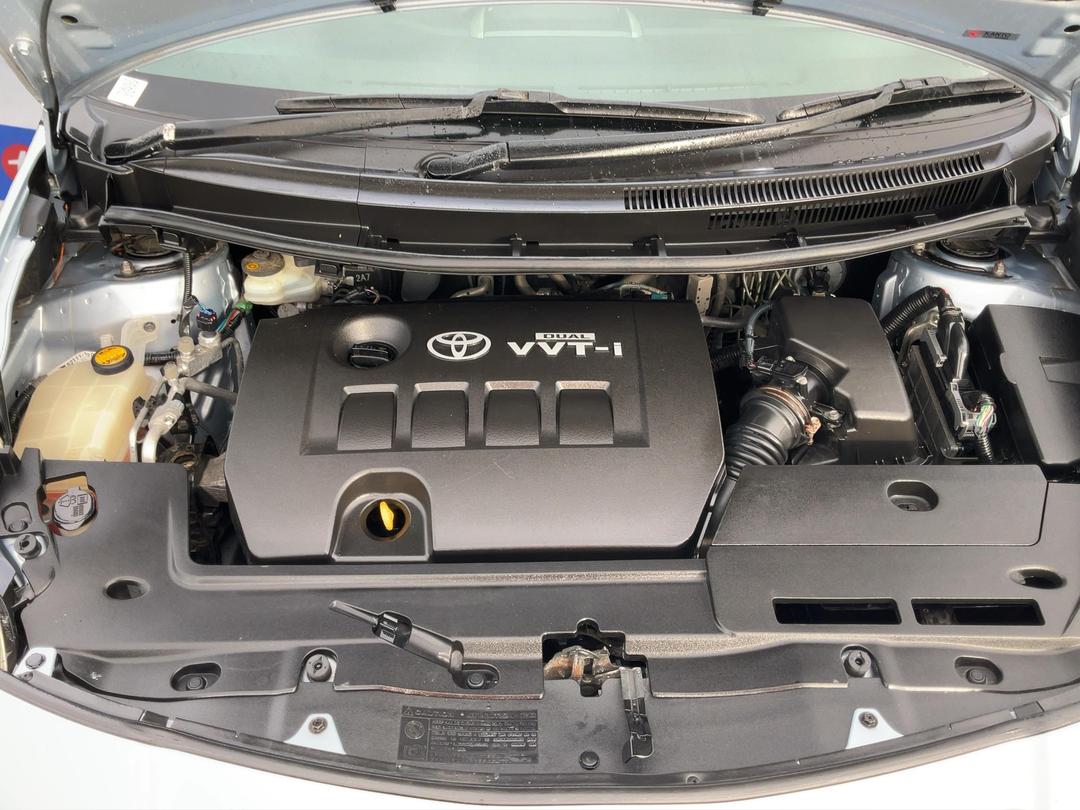 Photo '13' of Toyota Corolla