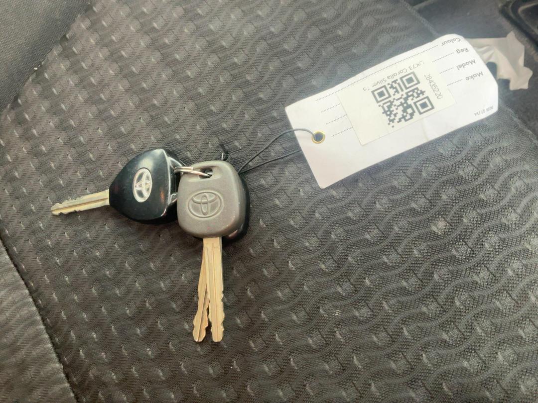 Photo '18' of Toyota Corolla GX Photo '18' of Toyota Corolla GX
