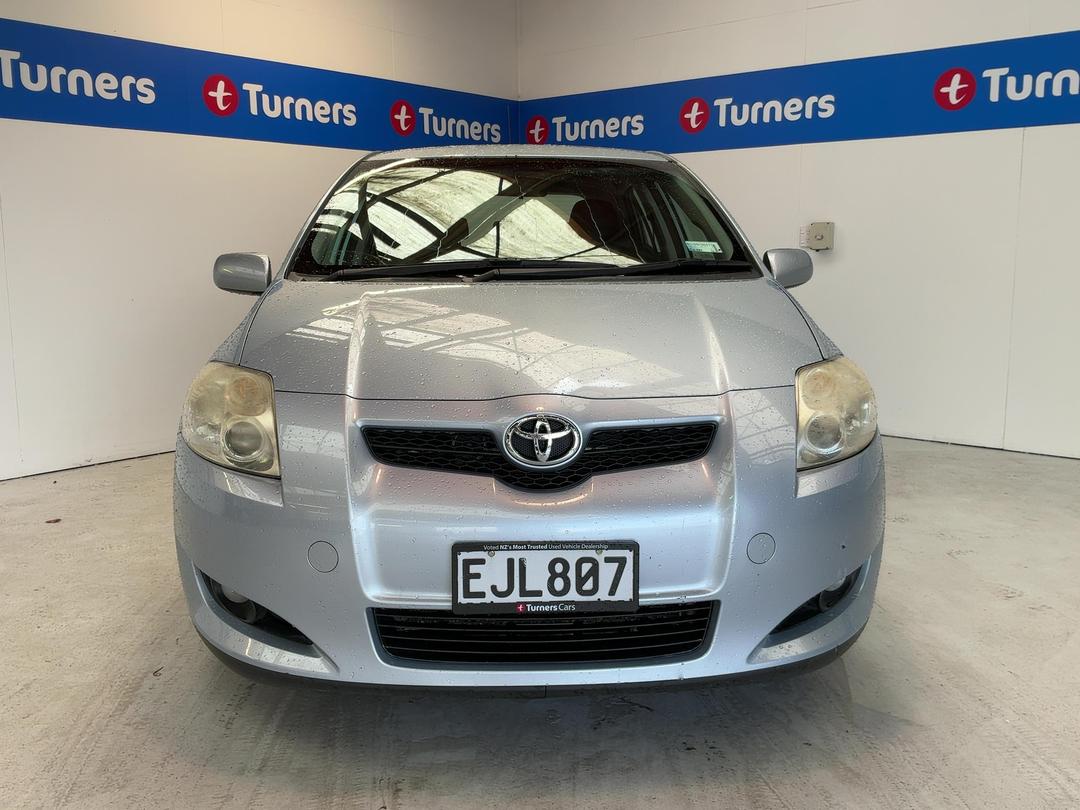 Photo '2' of Toyota Corolla