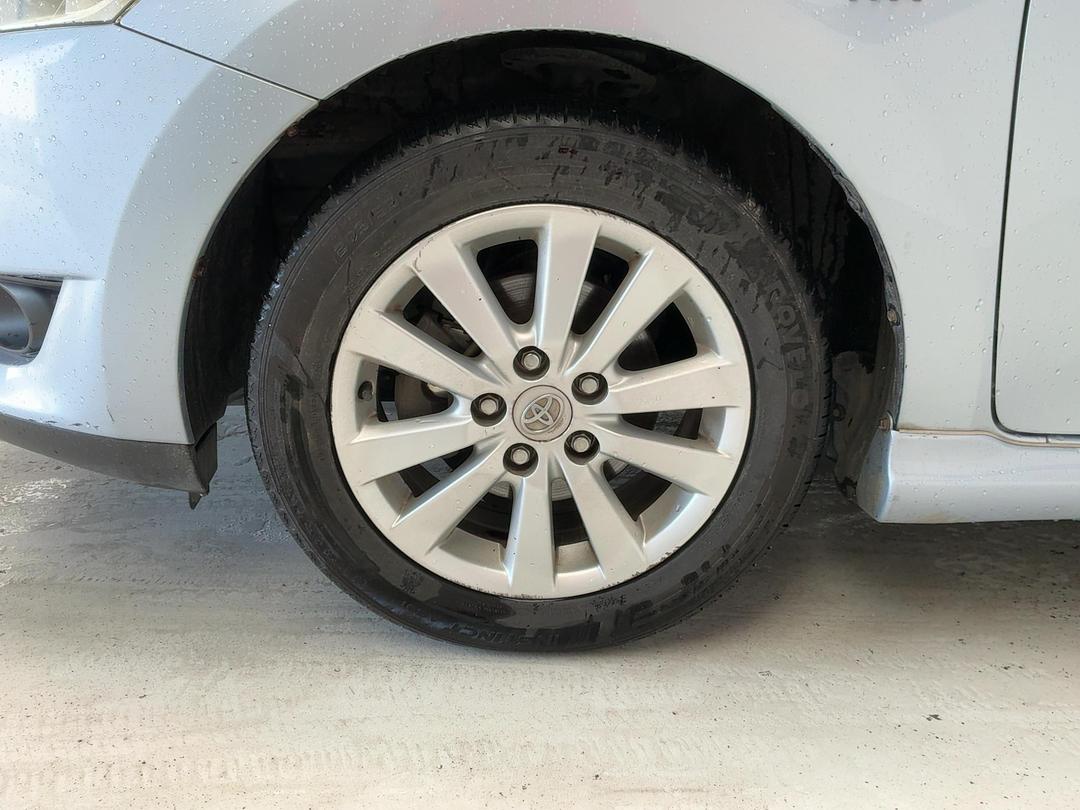 Photo '10' of Toyota Corolla