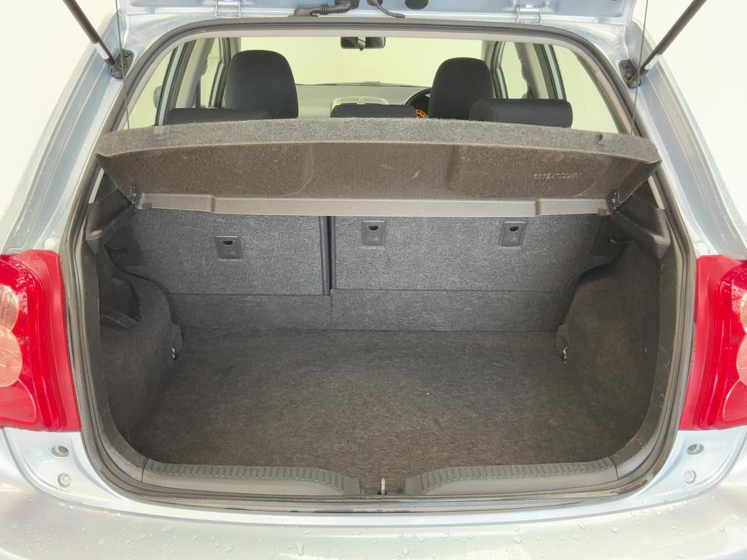 Photo '14' of Toyota Corolla