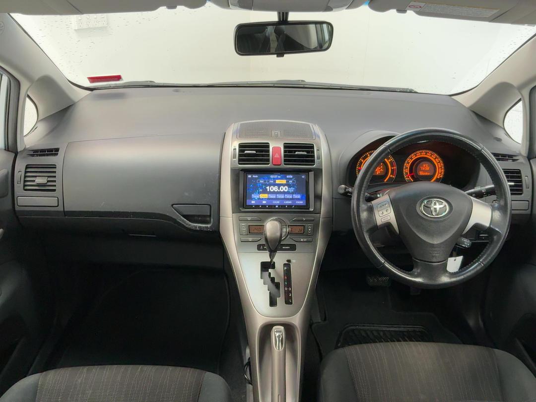 Photo '17' of Toyota Corolla