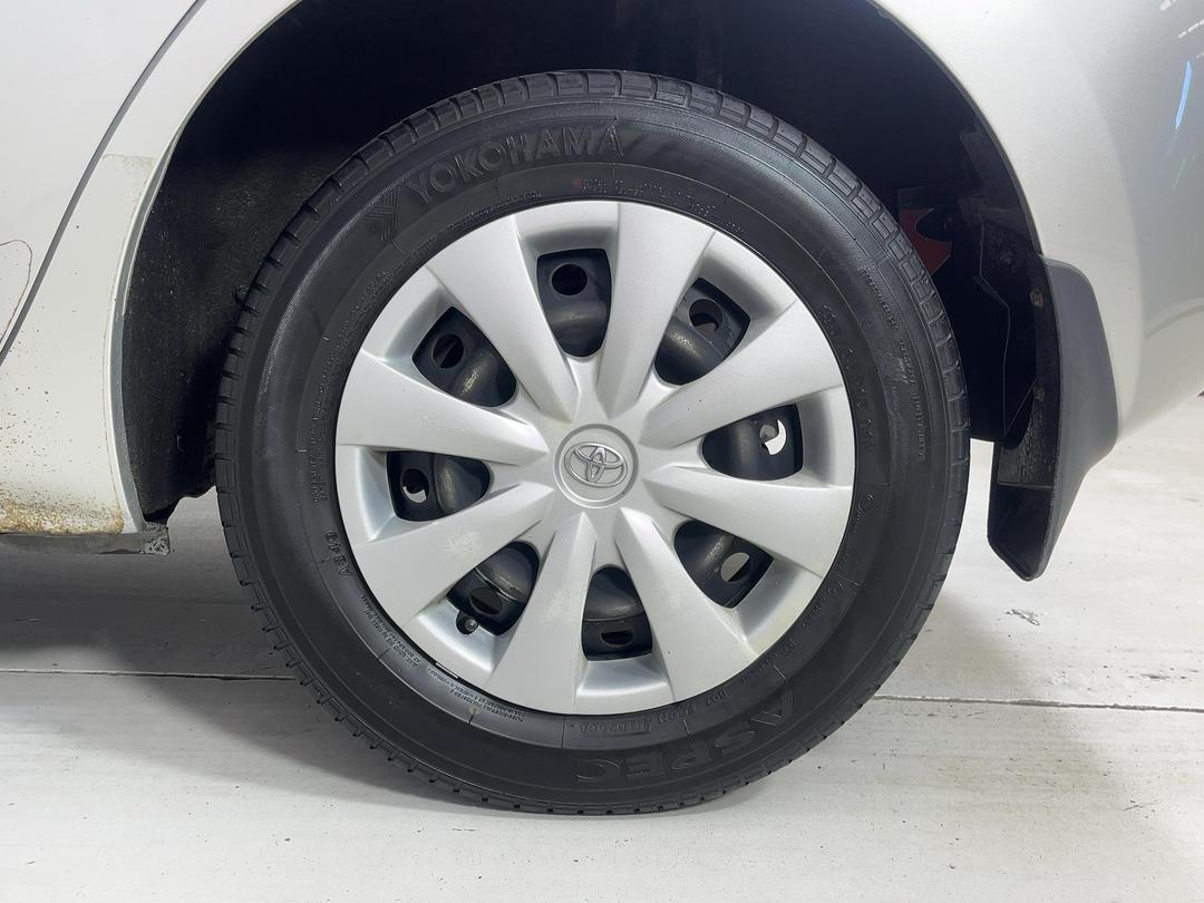 Photo '11' of Toyota Corolla