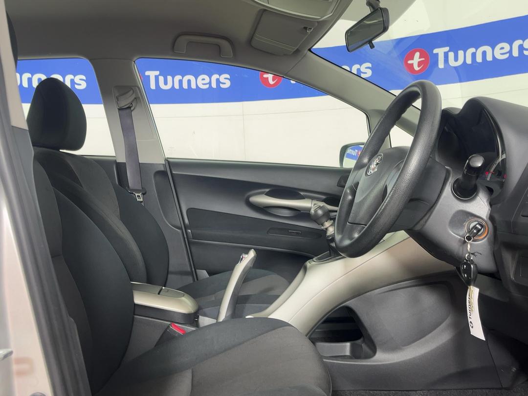 Photo '16' of Toyota Corolla