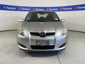 Photo '2' of Toyota Corolla