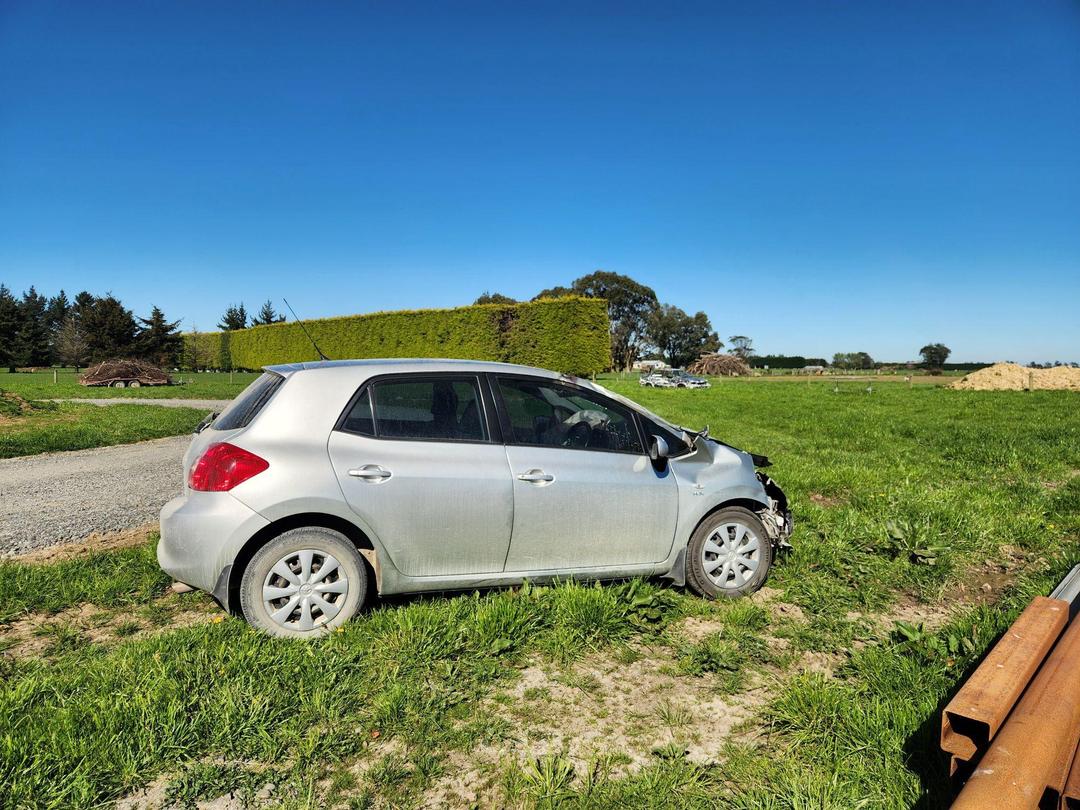 Photo '3' of Toyota Corolla GX Photo '3' of Toyota Corolla GX