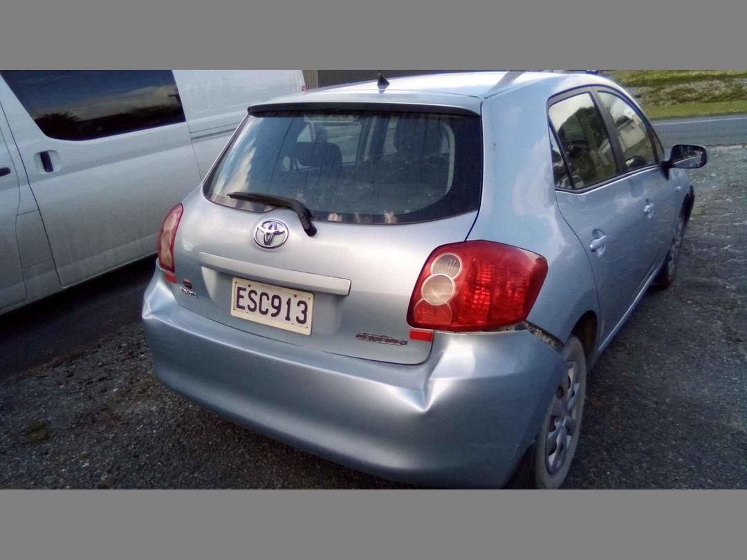 Photo '9' of Toyota Corolla GX Photo '9' of Toyota Corolla GX