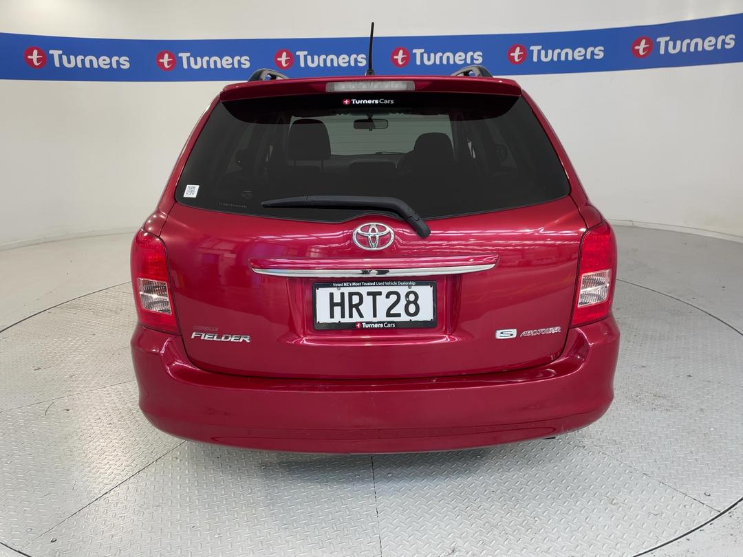 Photo '6' of Toyota Corolla Fielder