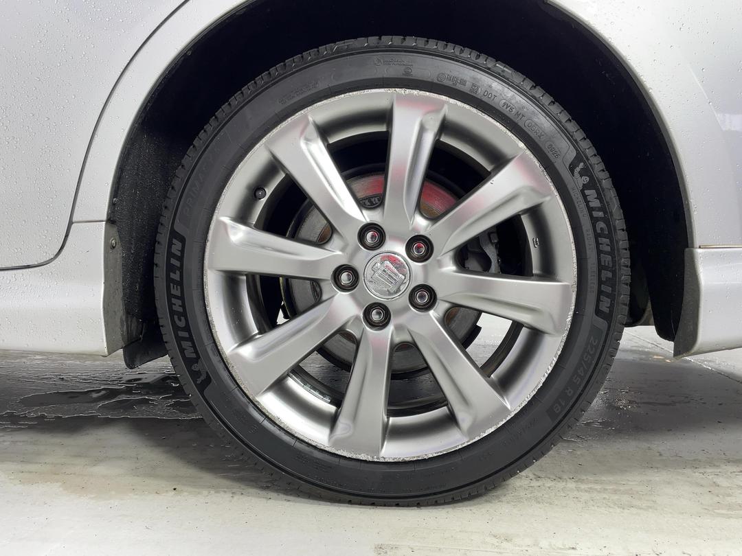 Photo '11' of Toyota Crown