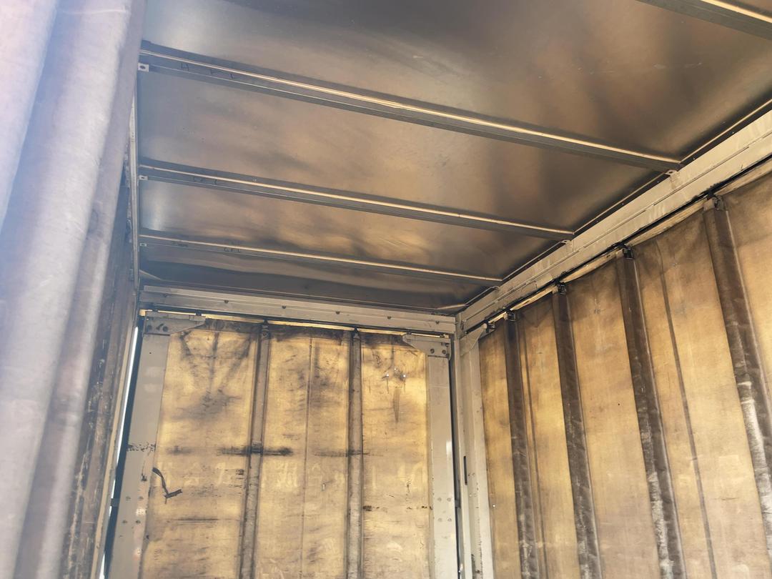 Photo '23' of Toyota Dyna XZU348 Curtainsider