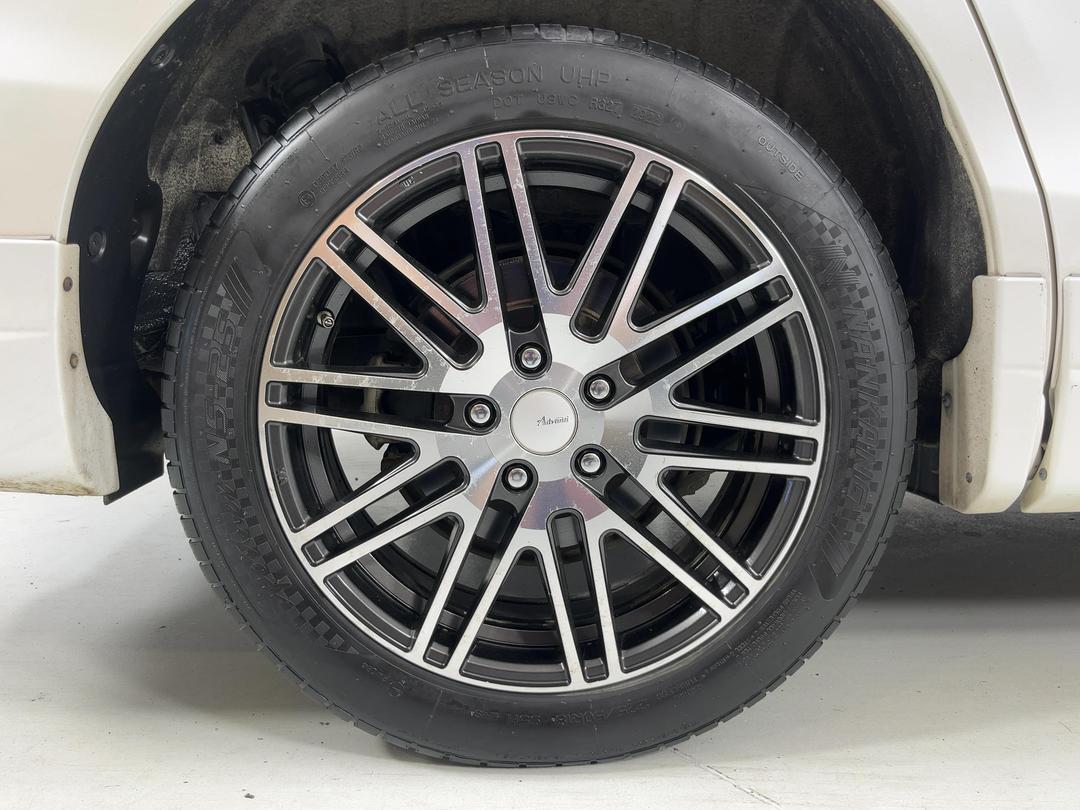 Photo '12' of Toyota Estima