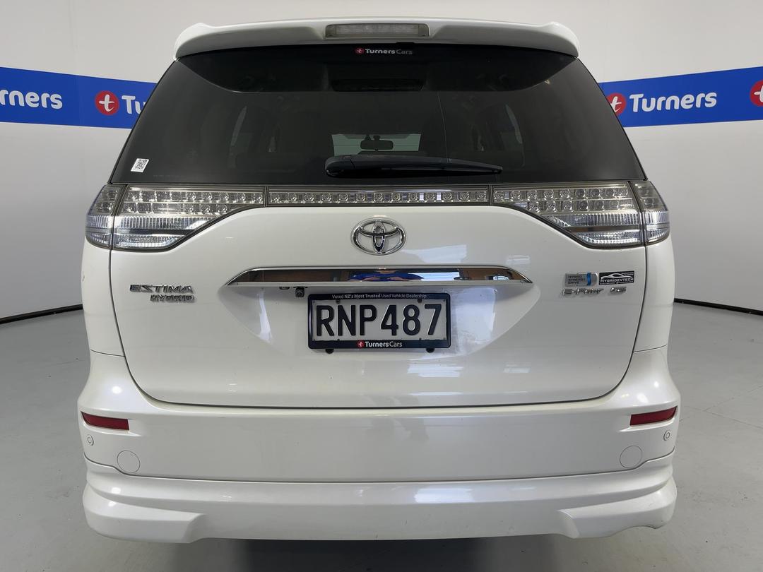 Photo '6' of Toyota Estima