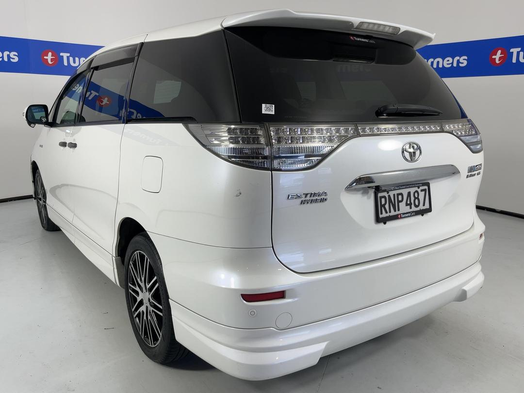 Photo '5' of Toyota Estima