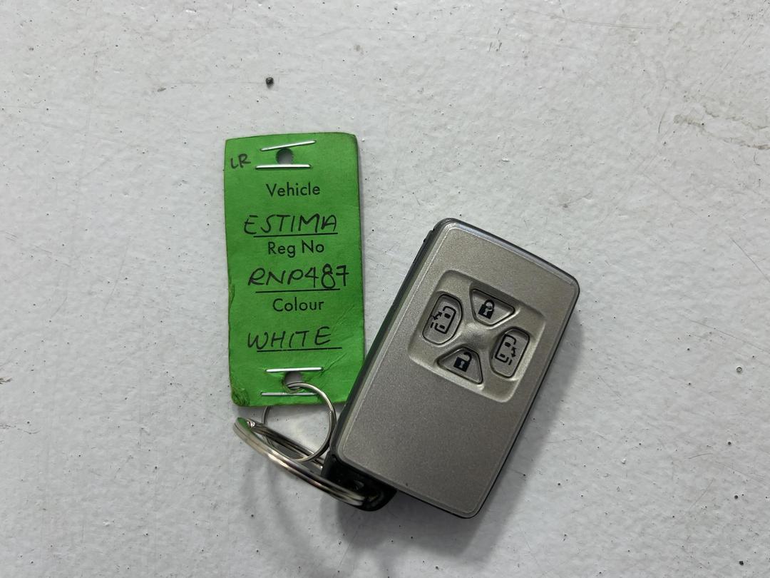 Photo '21' of Toyota Estima