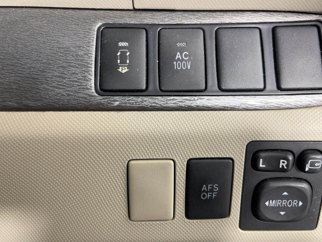 Photo '26' of Toyota Estima