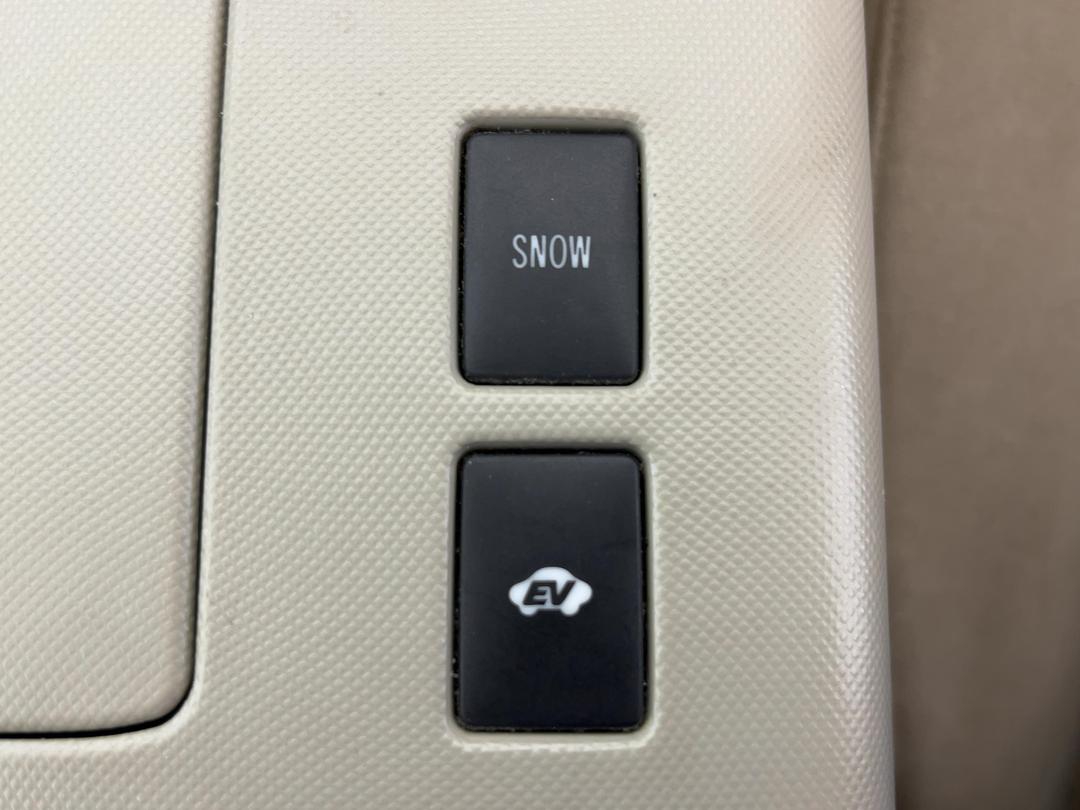 Photo '27' of Toyota Estima