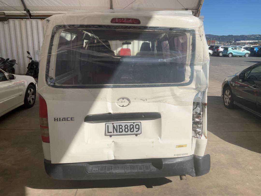 Photo '5' of Toyota Hiace