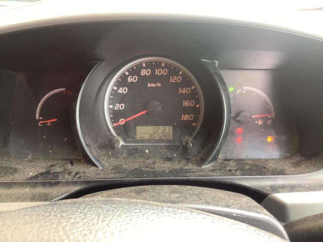 Photo '16' of Toyota Hiace