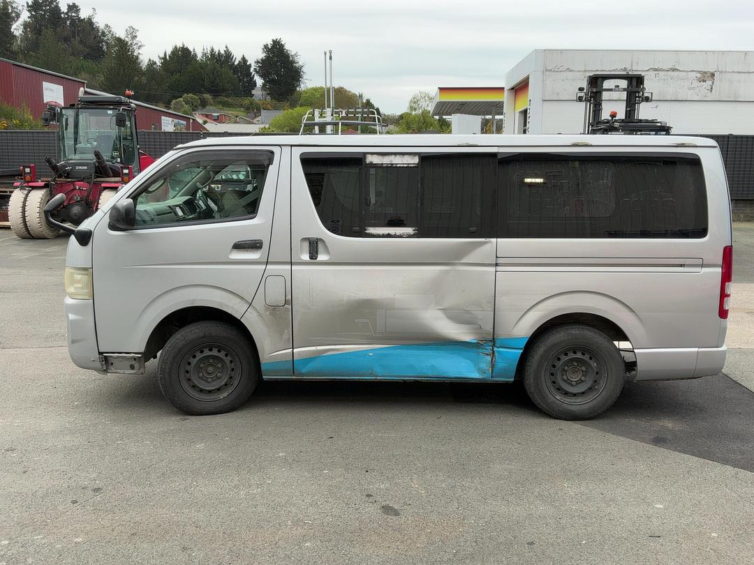 Photo '4' of Toyota Hiace Regius ACE Photo '4' of Toyota Hiace Regius ACE