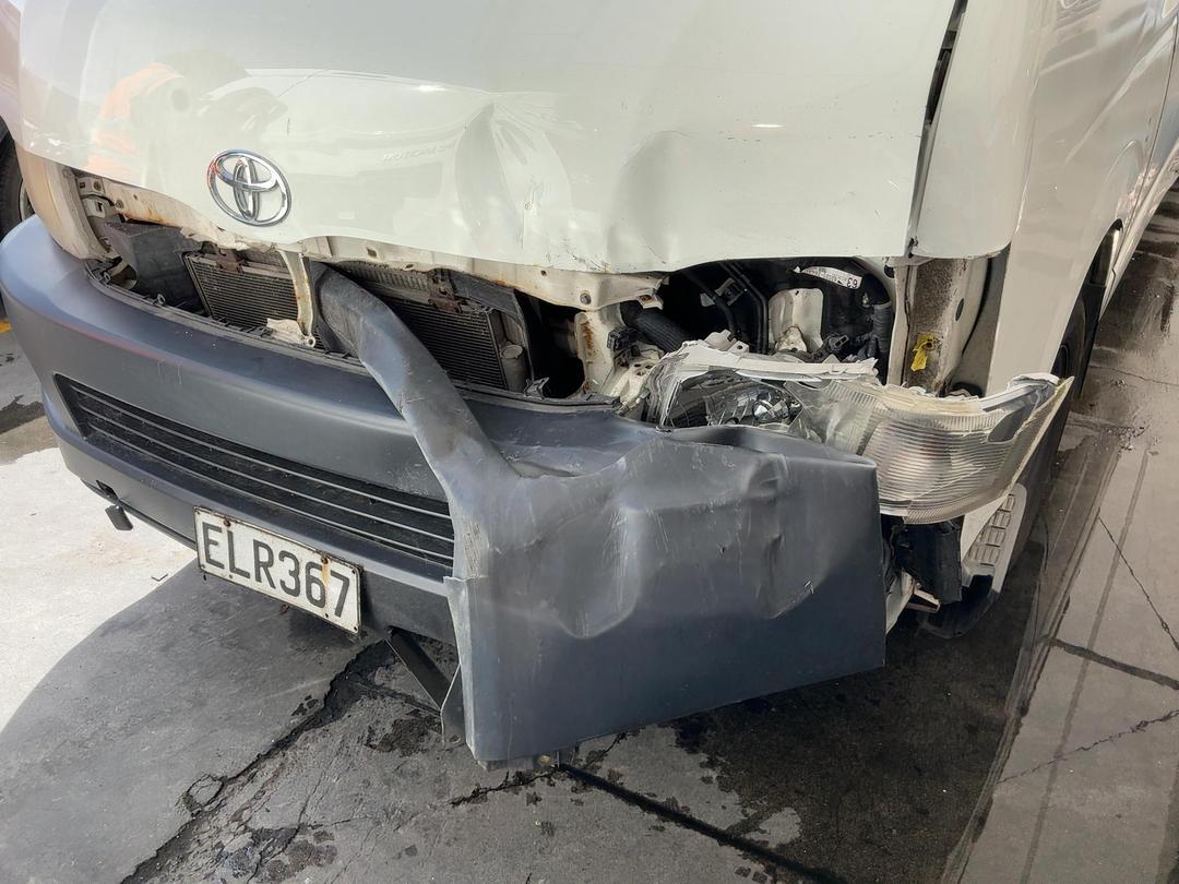 Photo '5' of Toyota Hiace T ZX Photo '5' of Toyota Hiace T ZX