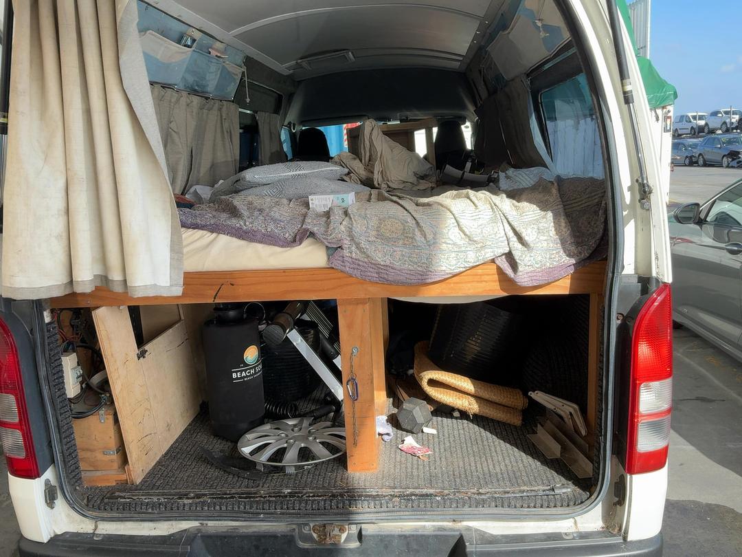 Photo '12' of Toyota Hiace T ZX Photo '12' of Toyota Hiace T ZX