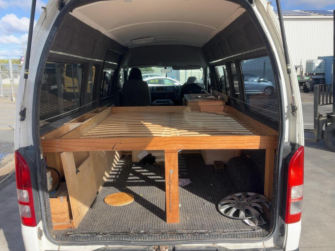 Photo '27' of Toyota Hiace T ZX Photo '27' of Toyota Hiace T ZX