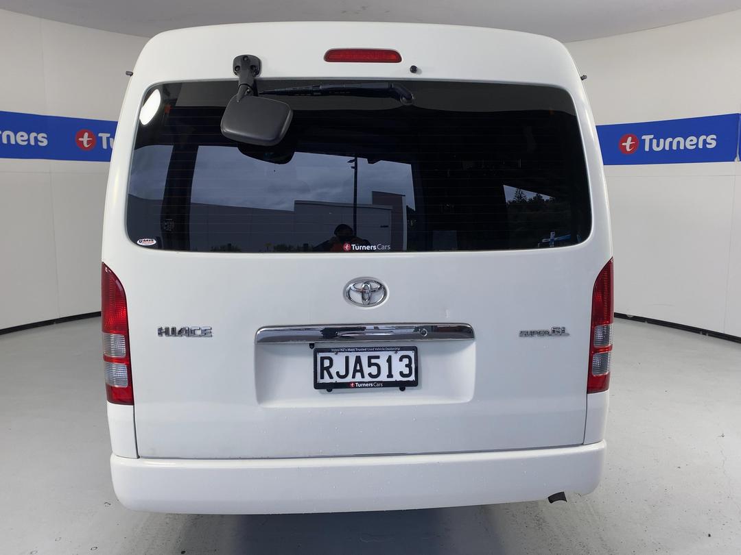 Photo '6' of Toyota Hiace