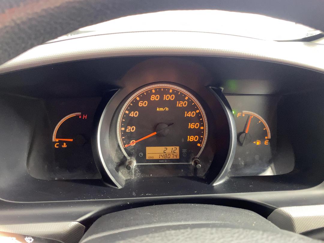 Photo '20' of Toyota Hiace