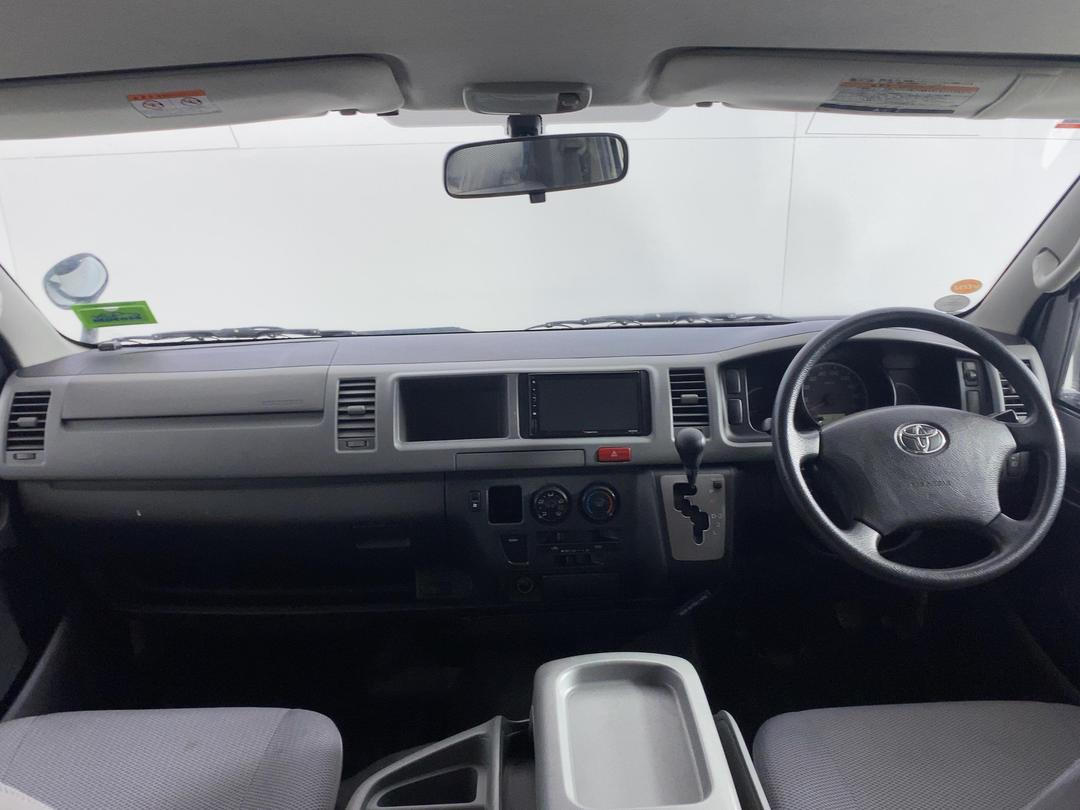 Photo '17' of Toyota Hiace