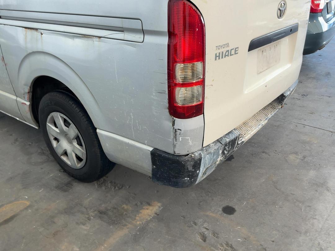 Photo '15' of Toyota Hiace Regius ACE Photo '15' of Toyota Hiace Regius ACE
